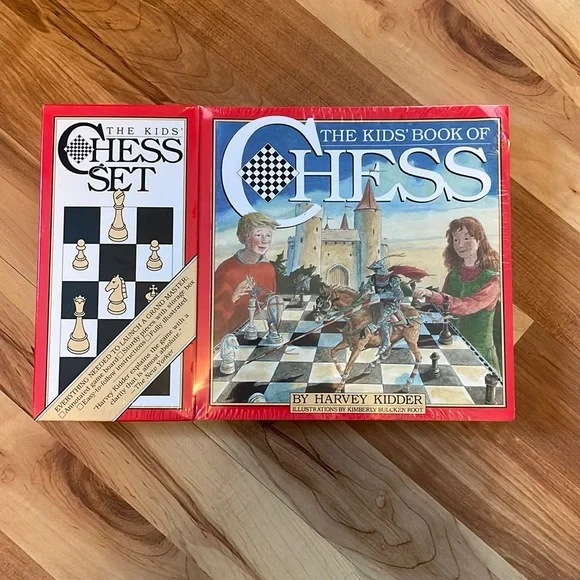 The Kids’ Book Of Chess - Picture 1 of 9